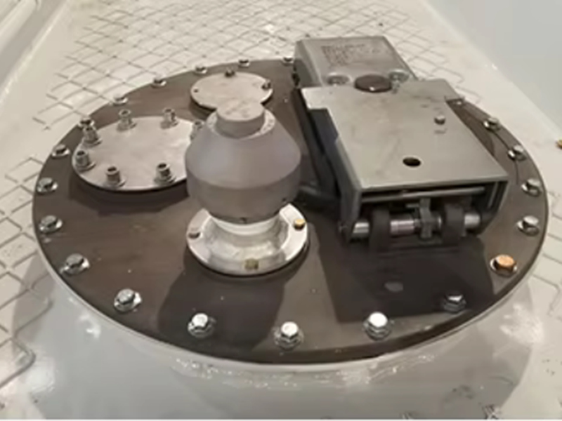 HOWO 6×4 aircraft refueler truck HOWO 6×4 aircraft refueler truck