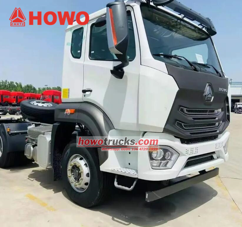HOWO NX series 430HP Port Tractor