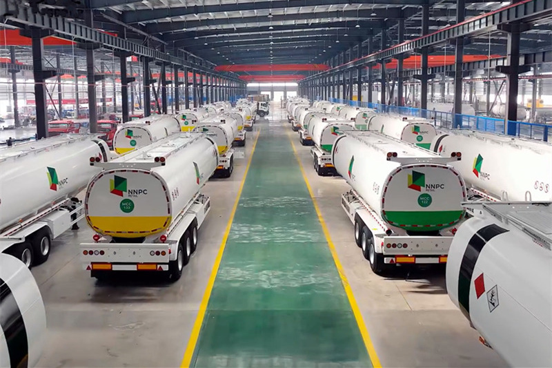 أديبايو توند