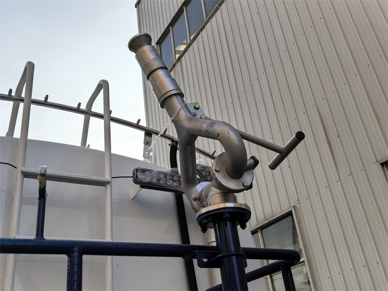 HOWO 6×4 water cart truck