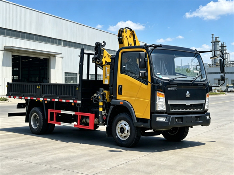 HOWO 5Ton truck mounted hydraulic lifting crane HOWO 5Ton truck mounted hydraulic lifting crane