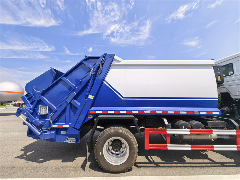SINOTRUK HOWO 4x2 14m3 Garbage Compactor Truck